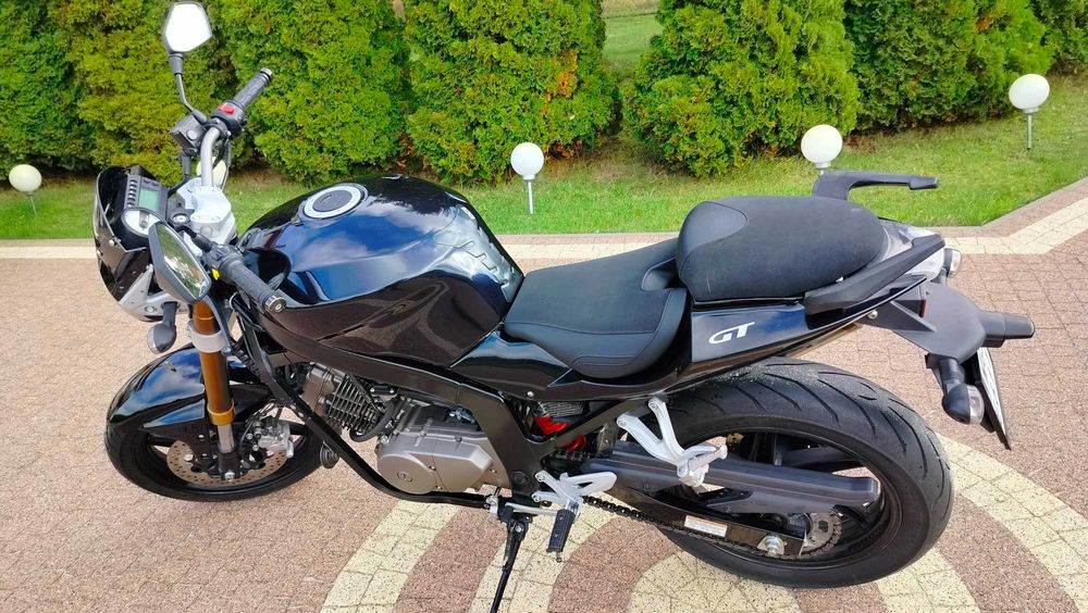 HYOSUNG GT 125 / 250