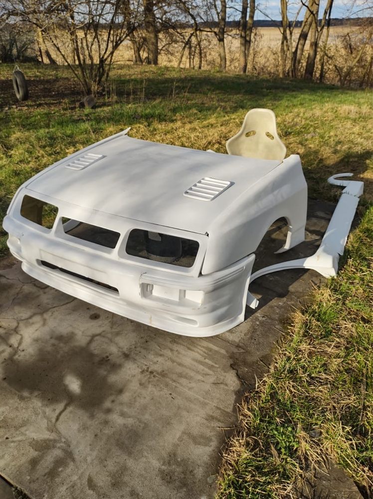 Ford Sierra Cosworth MK1 RS 500 обвіс