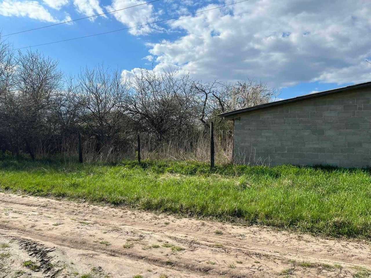 Будинок в селі Великі Осняки, терміново