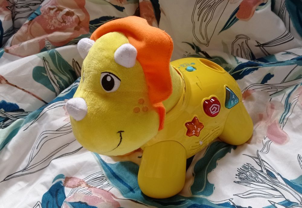 Interaktywny nosorożec