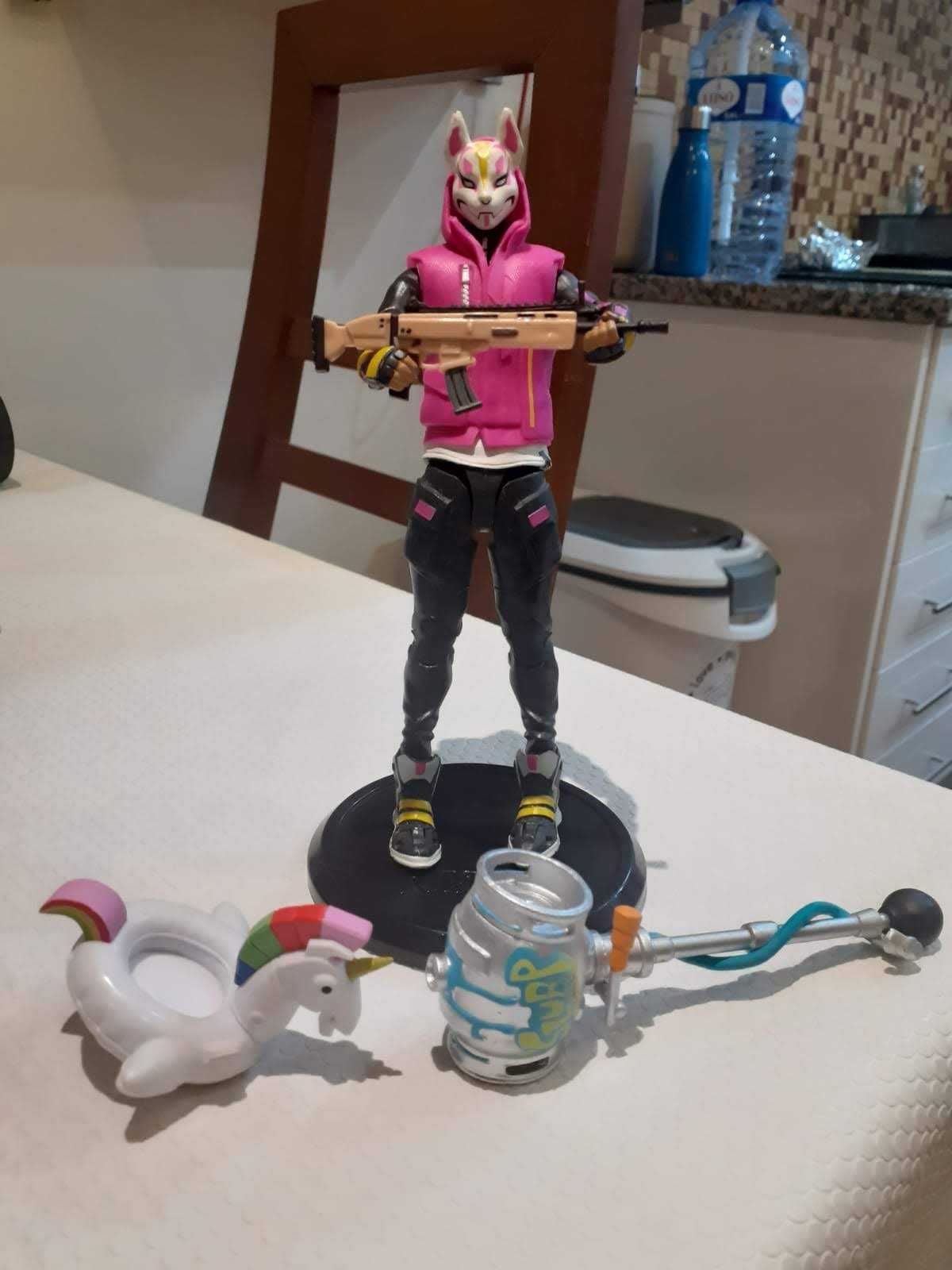 Boneco Drift do Fortnite