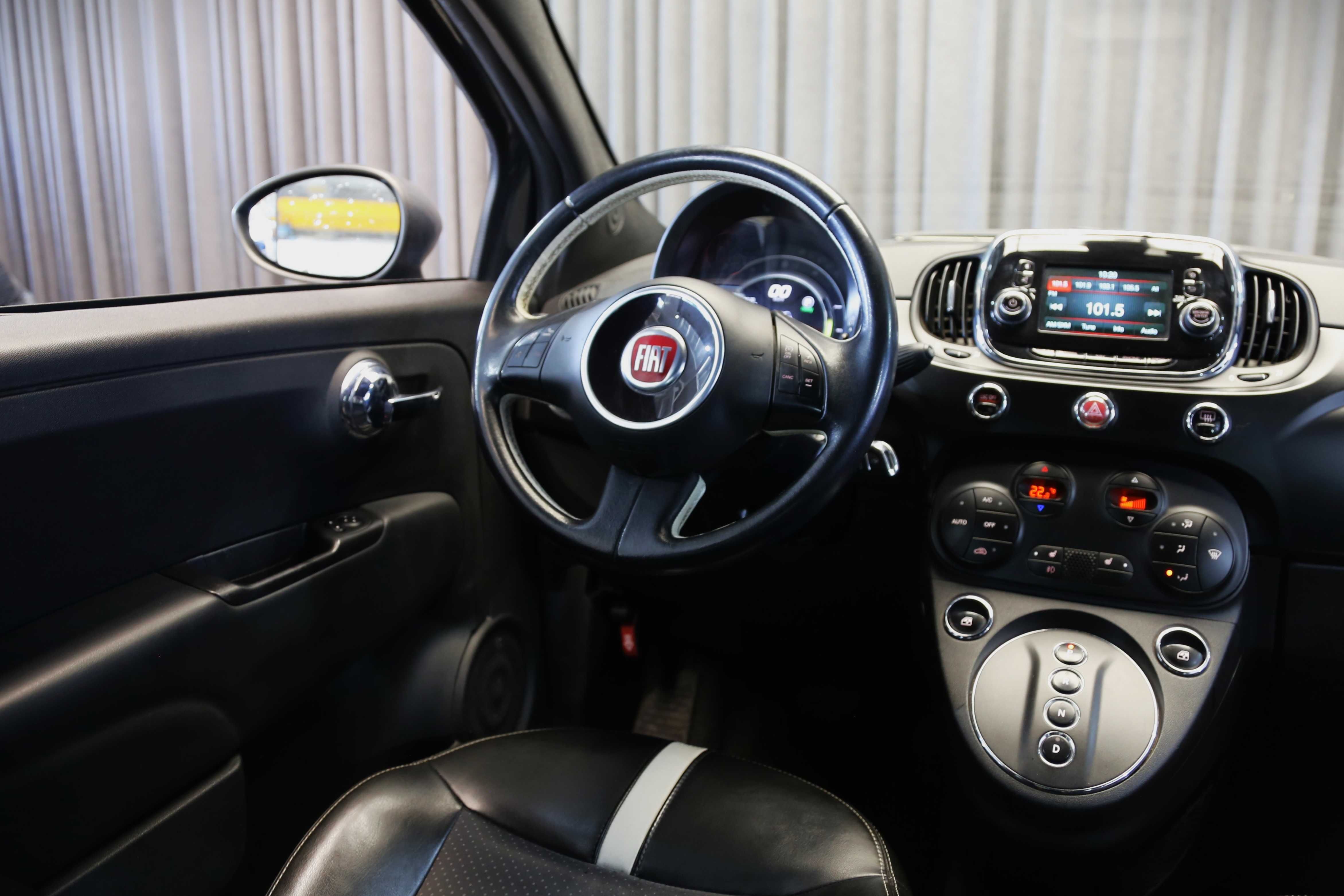 Fiat 500e 2016 року