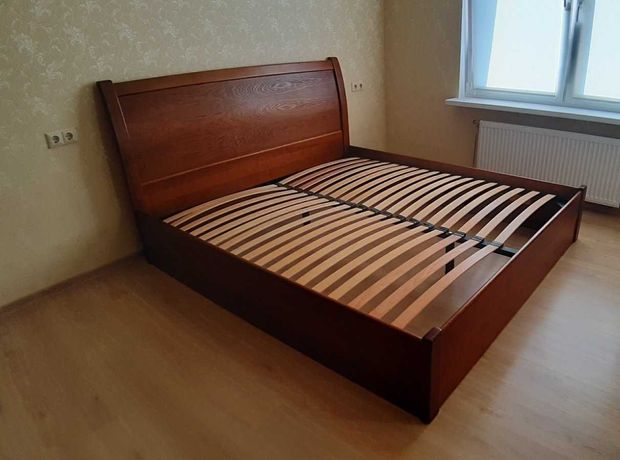 Ліжко дерев'яне з підйомним механізмом. Кровать с подъемным механизмом