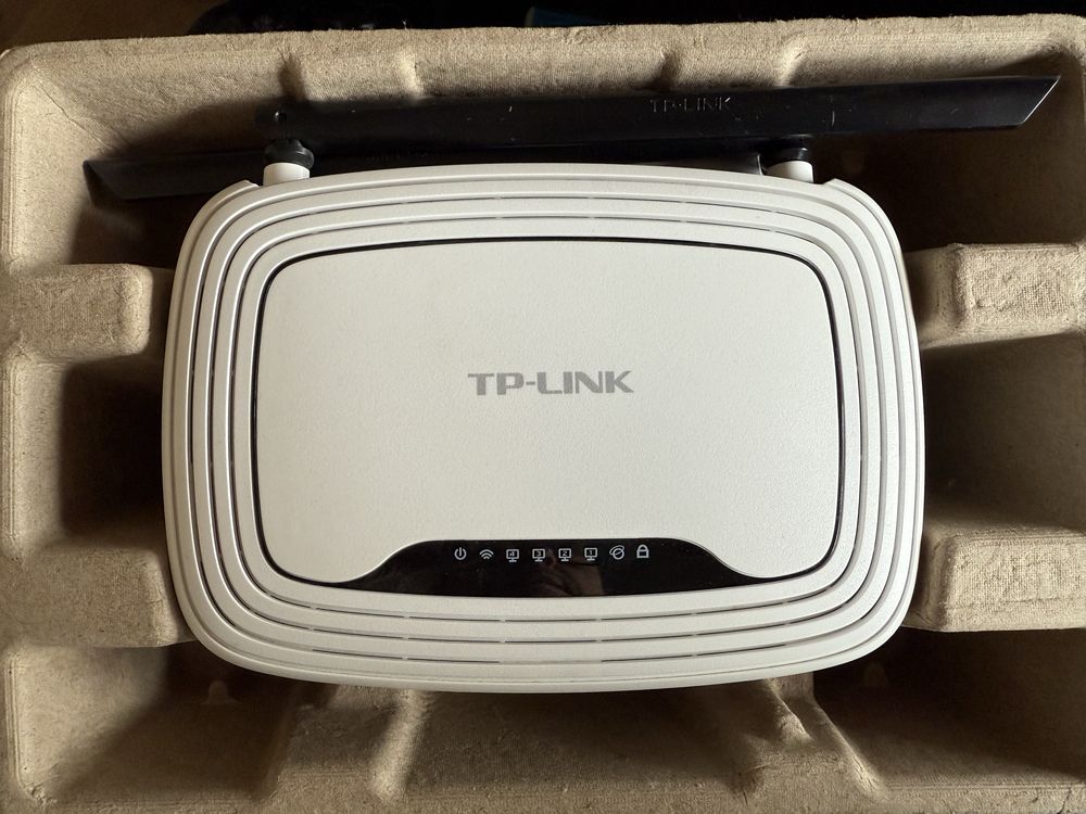 Router TP-LINK TL-WR841N