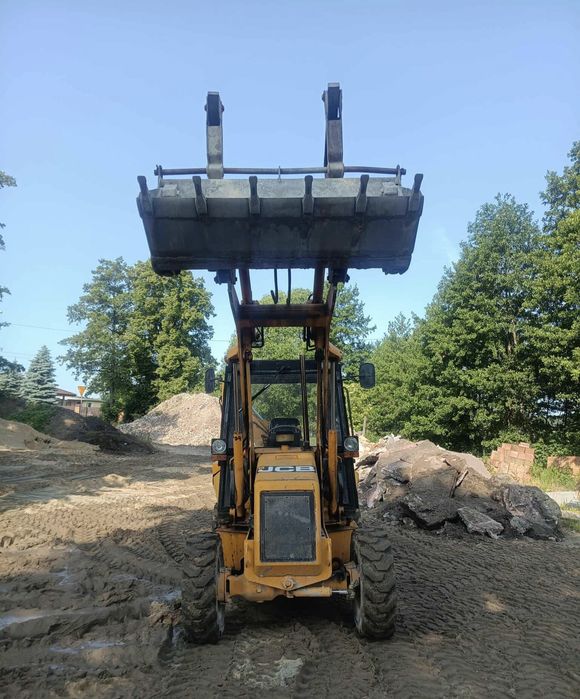 Koparko - ładowarka JCB 2CX