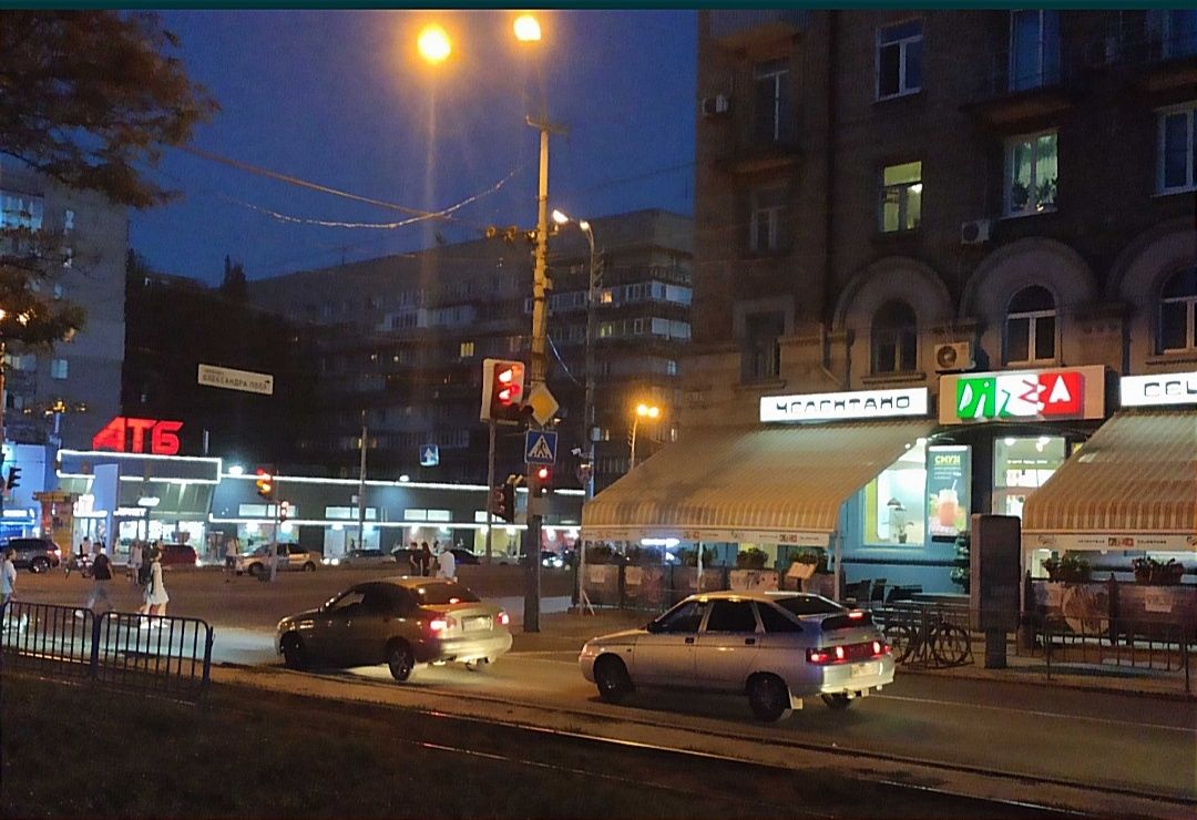 Вокзал парк Глоби пр. Лесі Українки Поля Антоновича центр Руднева ліка