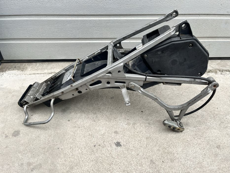 Stelaż zadupek ogon subframe derbi senda r