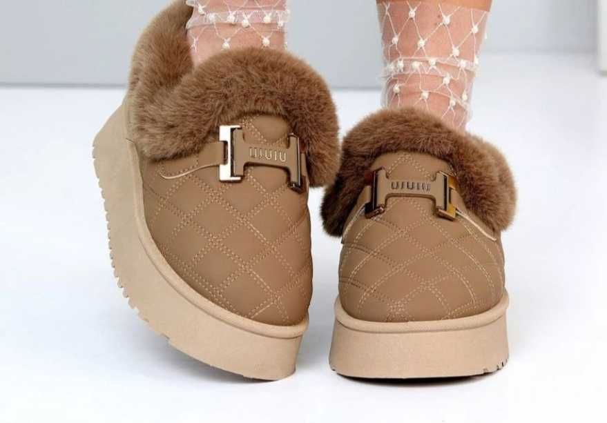 Взуття зимове жіноче