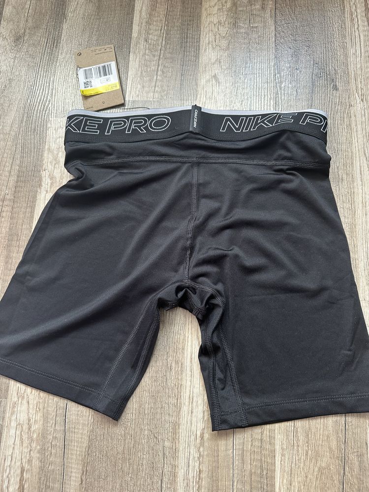Podspodenki spodenki nike termoaktywne pro czarne S running dri fit !