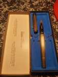 Vendo caneta marca Shaffer Mad in U.S.A-Gold