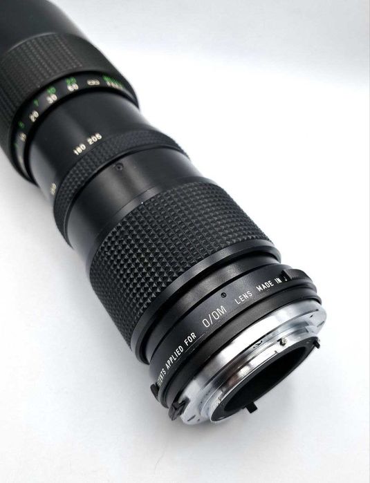 Vivitar Close Focusing Auto Zoom 85-205/3.8 for Olympus OM