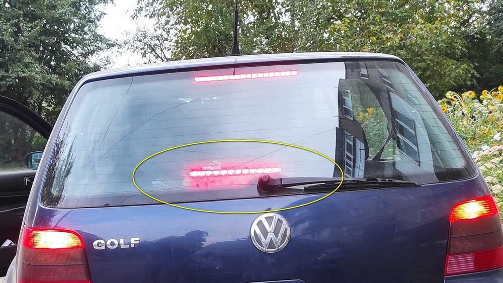 Плата стоп сигнал на Volkswagen Crafter код A9O68200456 2E0945097