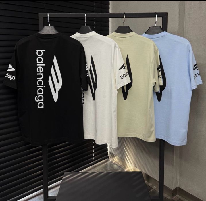 Koszulka Balenciaga czarna