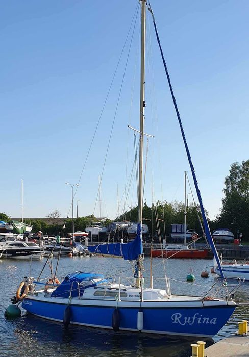 Sprzedam jacht żaglowy