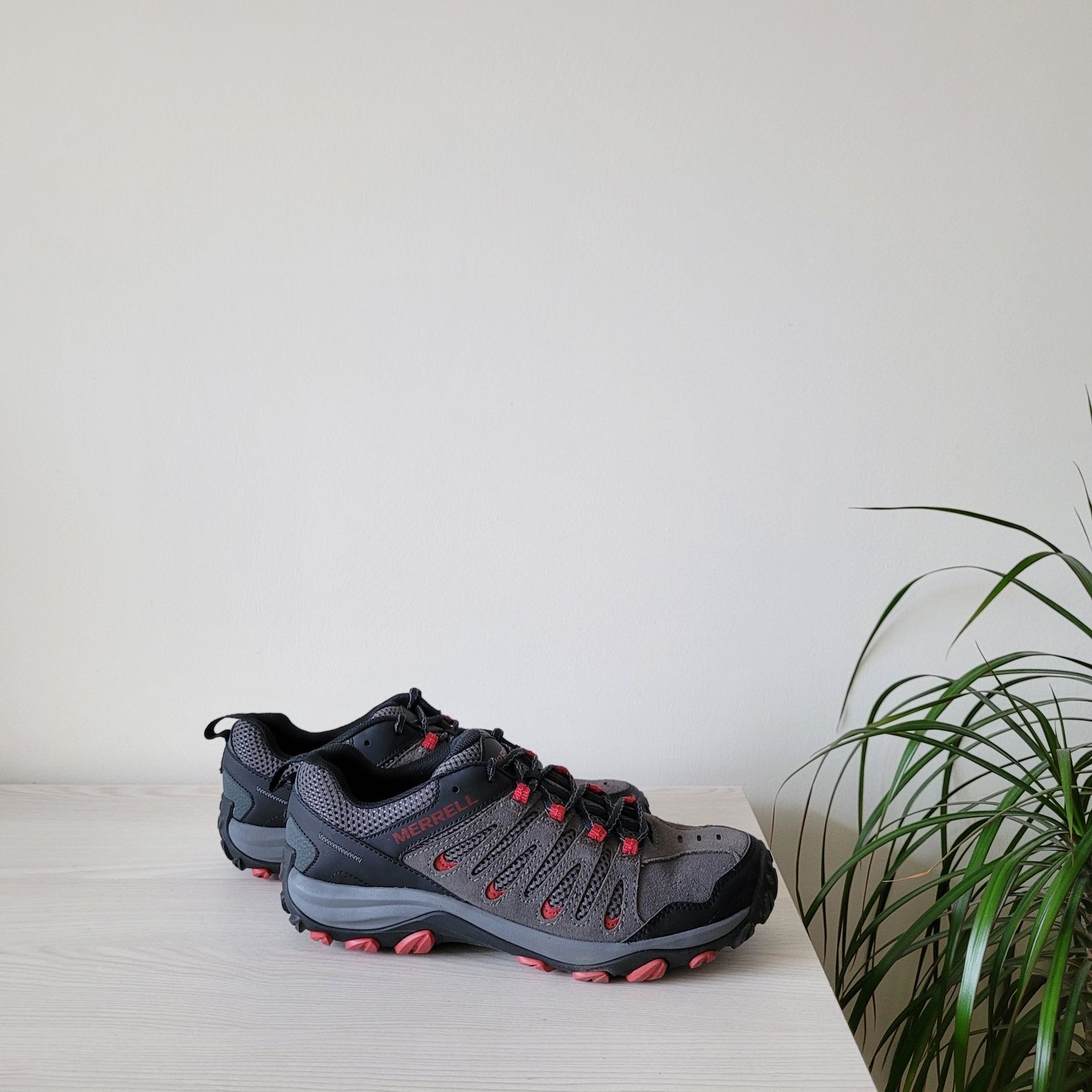Кросівки шкіряні ОРИГІНАЛ Merrell j135675p рр.43
