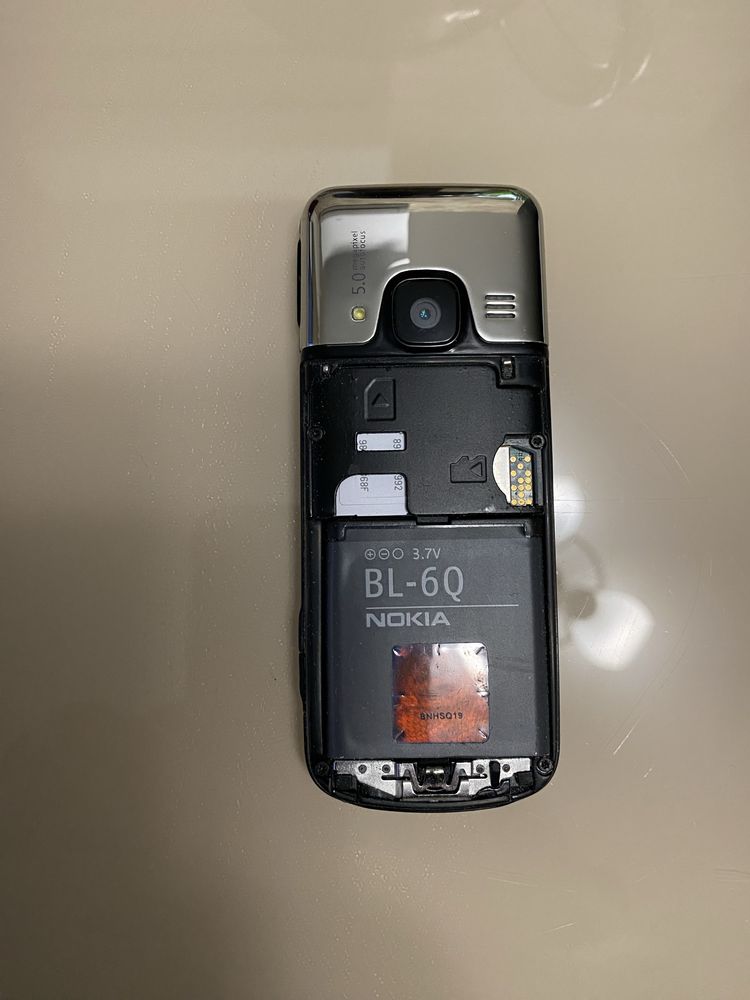 Nokia 6700 C - 1