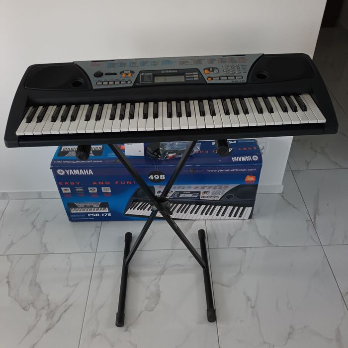 Keyboard yamaha psr-175