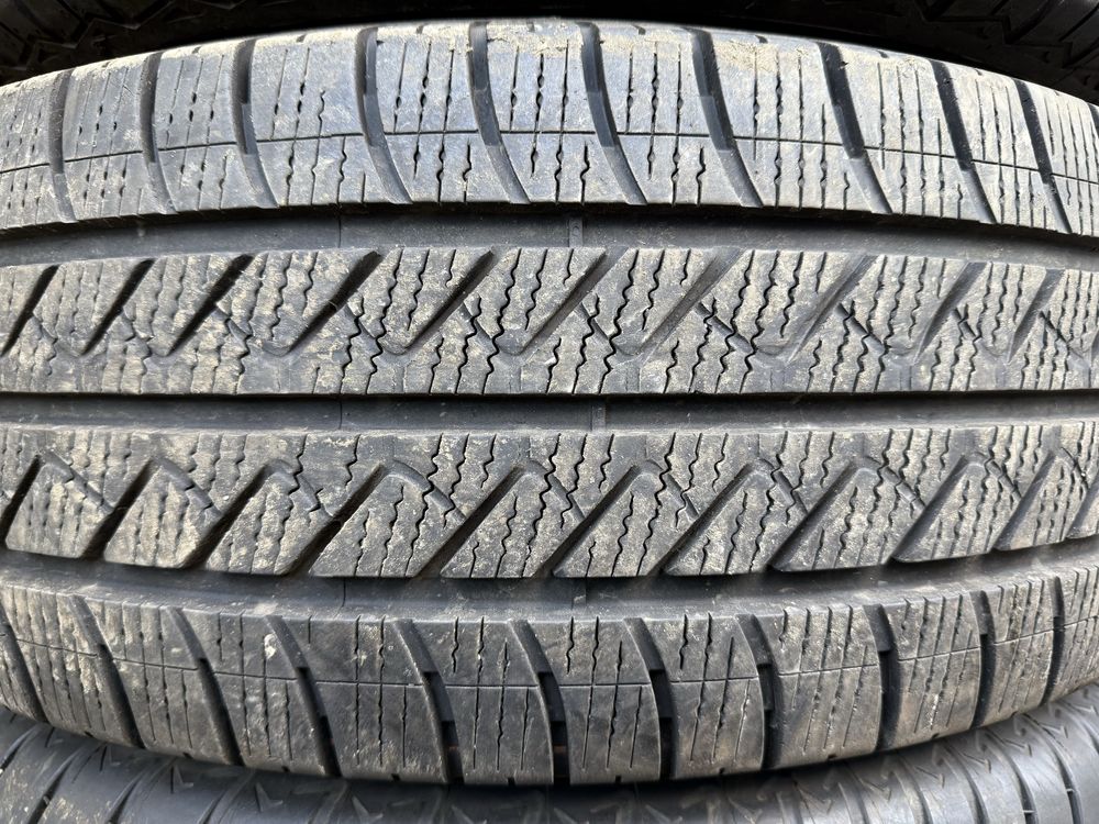235/65 R16C Goodyear Vector 4Seasons Cargo 4шт. 8мм 2023
