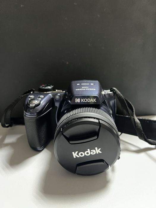 Продам фотоапарат Kodak AZ528 Midnight blue