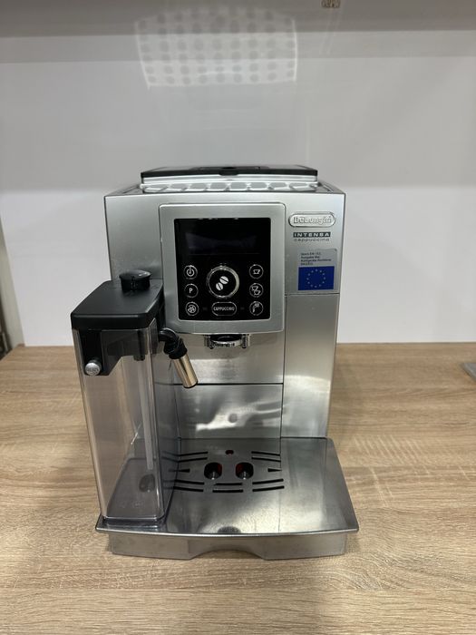 Кавомашина DeLonghi Cappuccino ECAM23