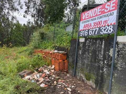 Venda ou Permuta de terreno em Ossela 3500 m