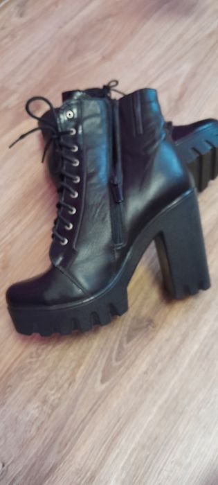 Ботинки  шкіряні