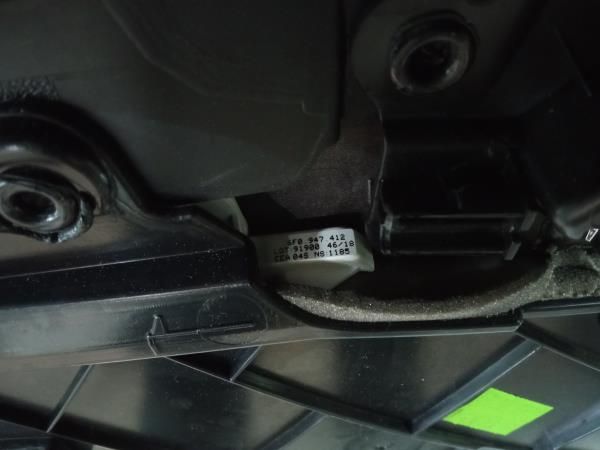 Forra porta / quartela frente direita SEAT Ibiza V (KJ1)