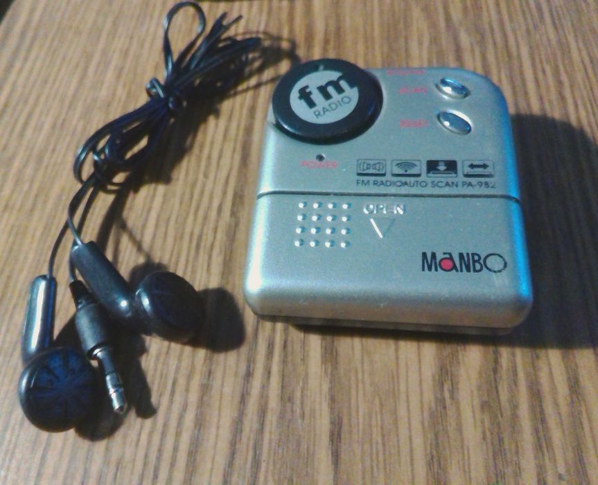 Радіоприймач FM Manbo PA-982 + навушники