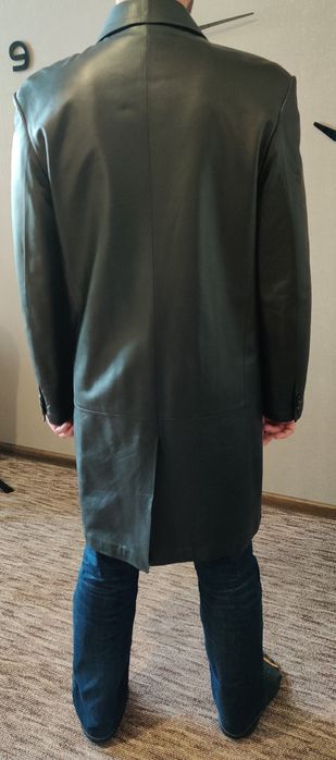 Шкіряне пальто чоловіче