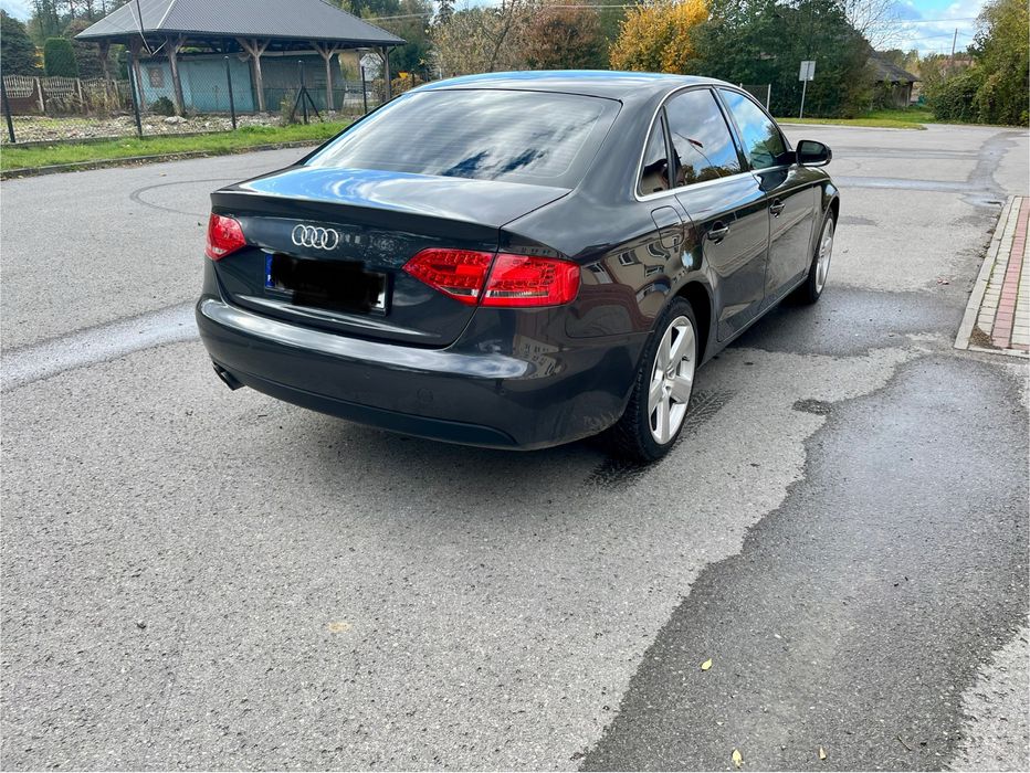 Sprzedam Audi A4 B8 1.8 Benzyna 120KM