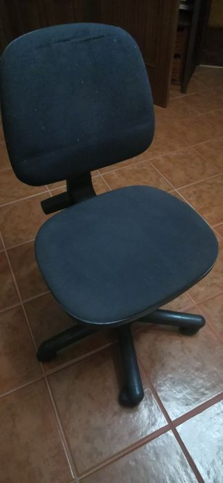 Cadeira rodada escritório