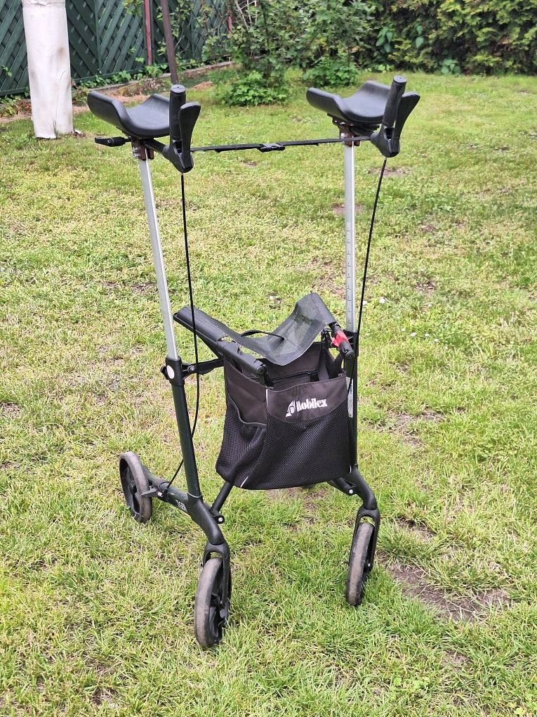 Balkonik dla seniora aluminiowy podpurkowy