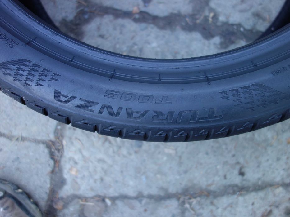Opony 245/40/19 BRIDGESTONE 2 Sztuki Okazja