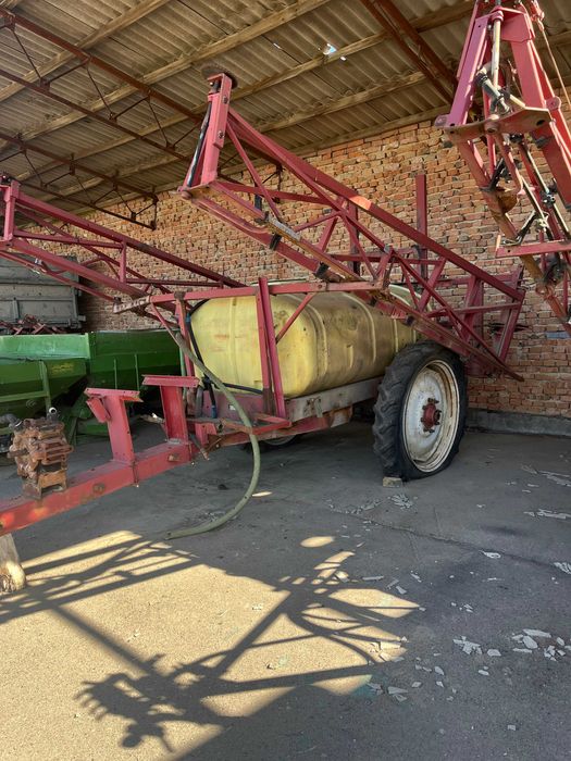 Обприскувач причіпний Hardi (18 м.)