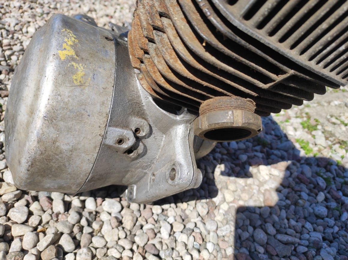 Kartery silnik WSK M06Z lub M06L z 1964 r. Skorupa oryginał / nr.7.131