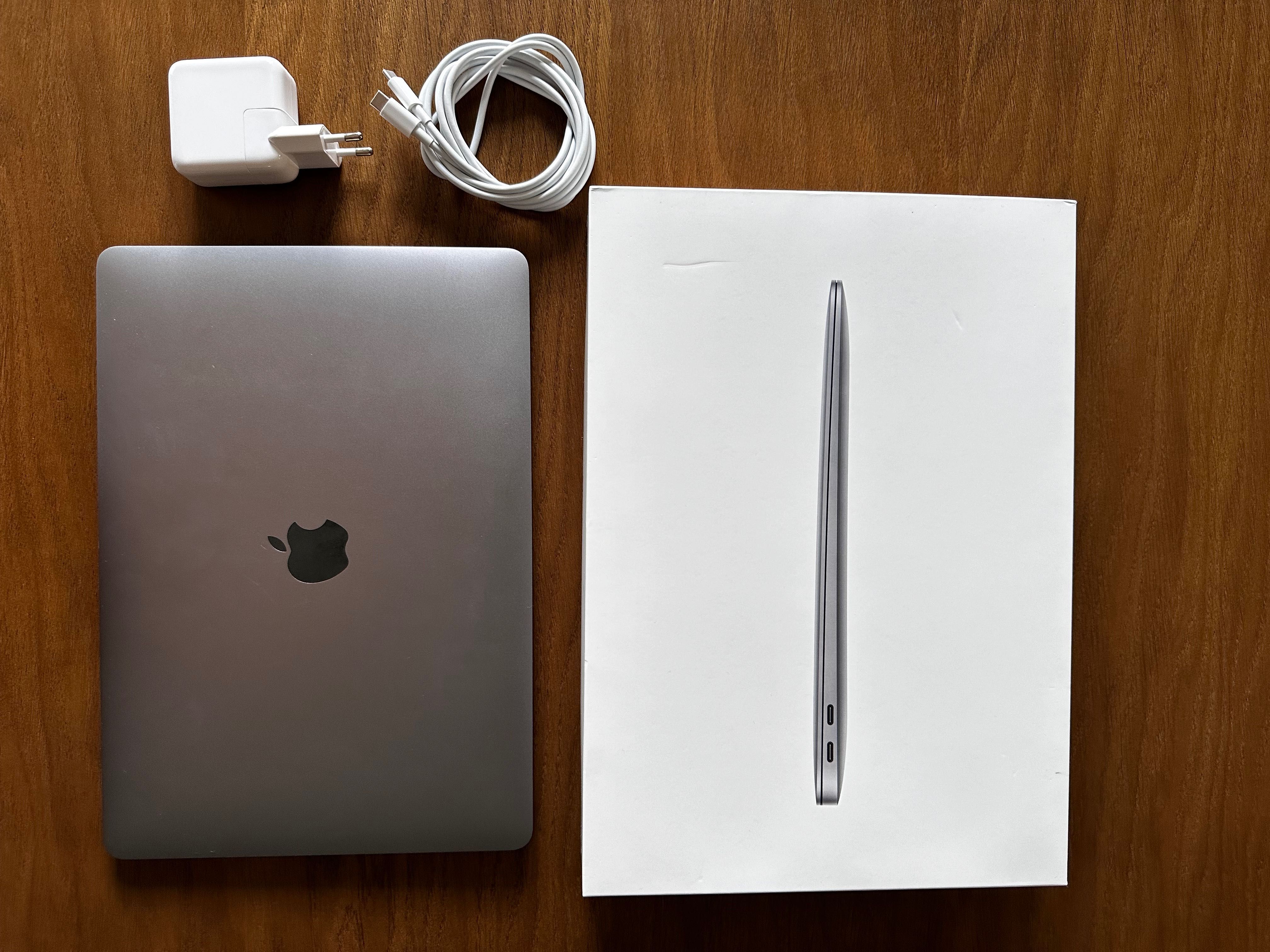 Apple MacBook Air A2179 Space Gray