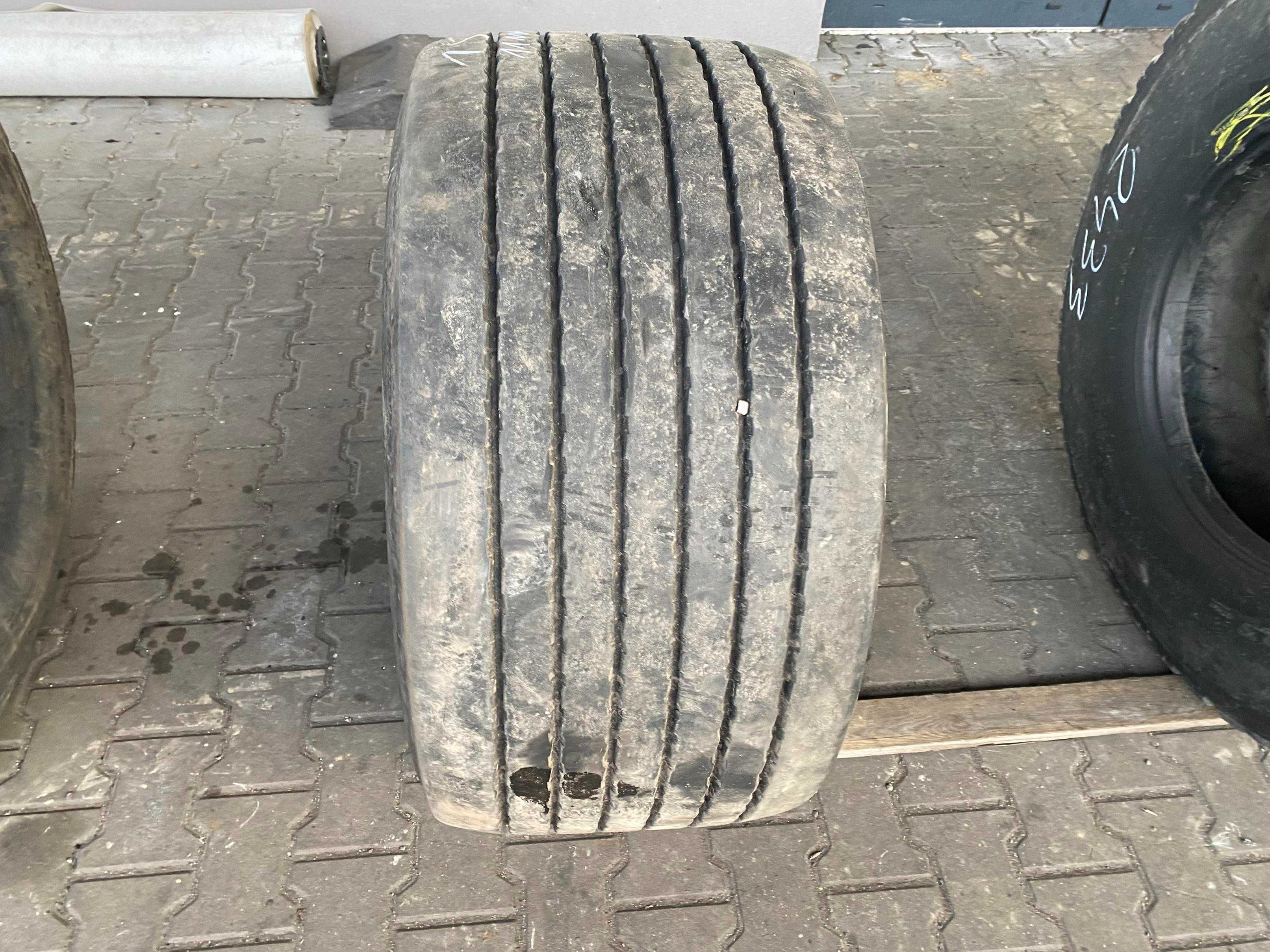 Opona 455/40R22.5 GOODYEAR MARATHON LHT + Naczepa Mega 11mm PLUS