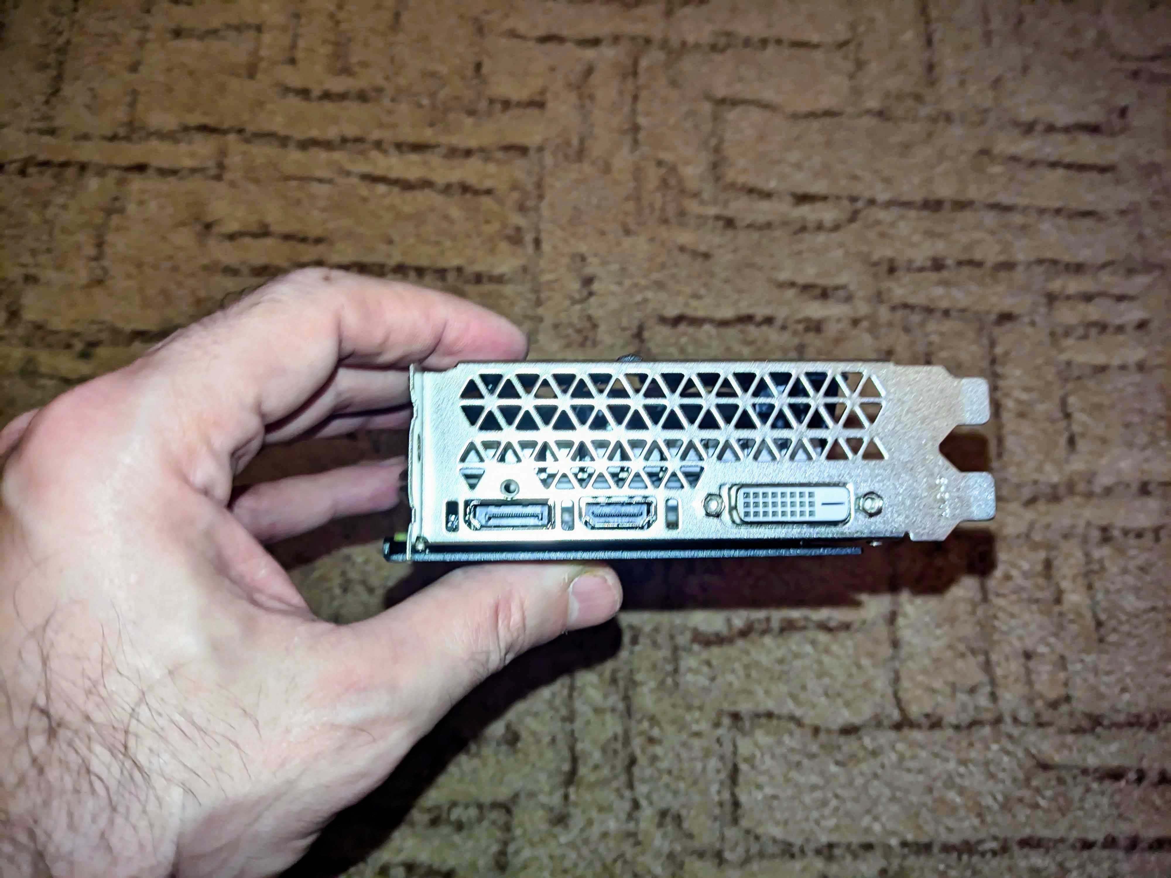 Kinology RX-580 — найдешевша відеокарта з 16 ГБ