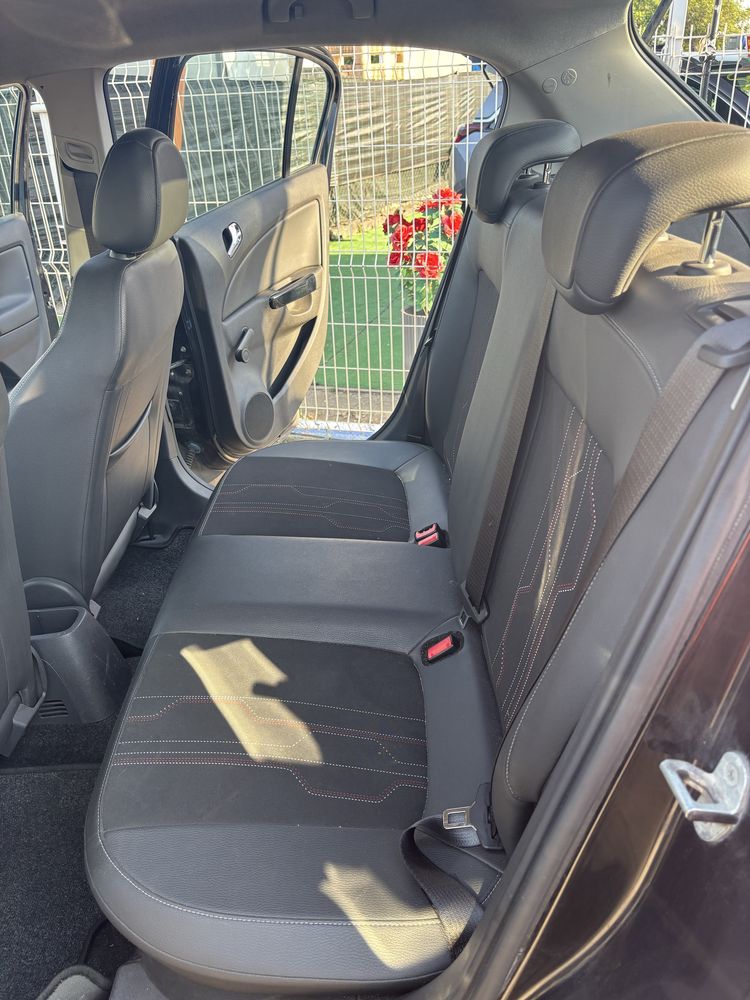 Opel Corsa 1.2  90 mil kms