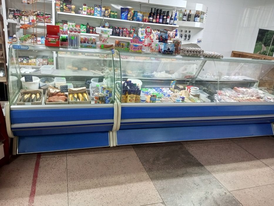 Продається діючий бізнес. Магазин -кафе!