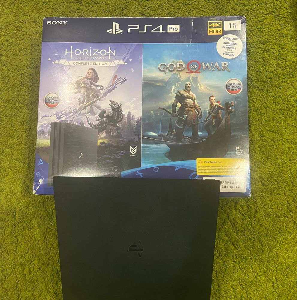 Ігрова приставка SONY® PlayStation®4 PRO 1 TB, MODEL CUH-7208B