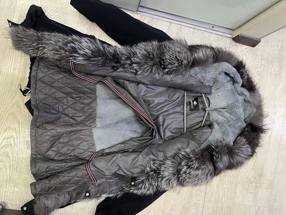 Парка с мехом чернобурки