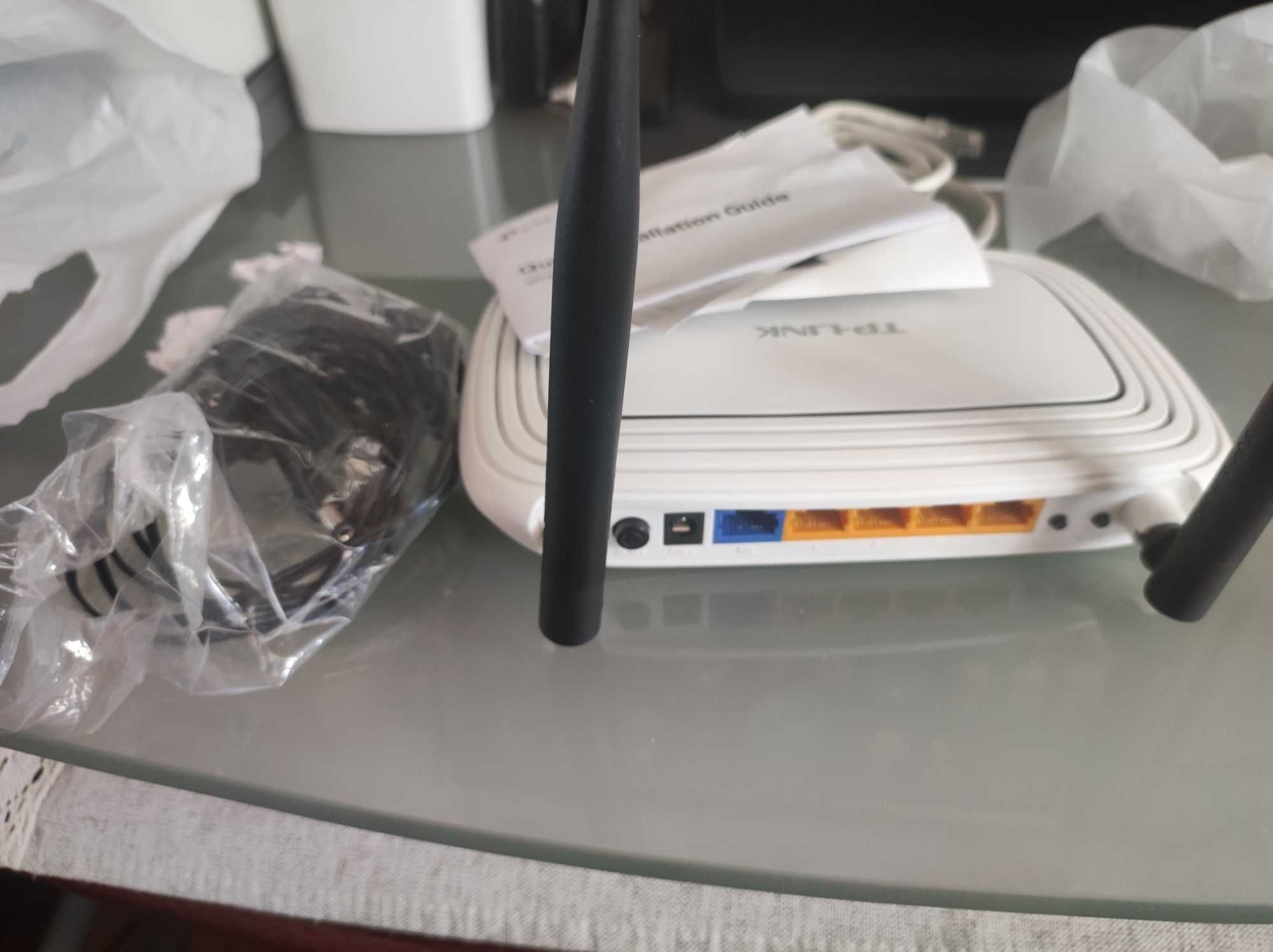 Роутер Wi-Fi Маршрутизатор TL-WR841N хороший робочий стан