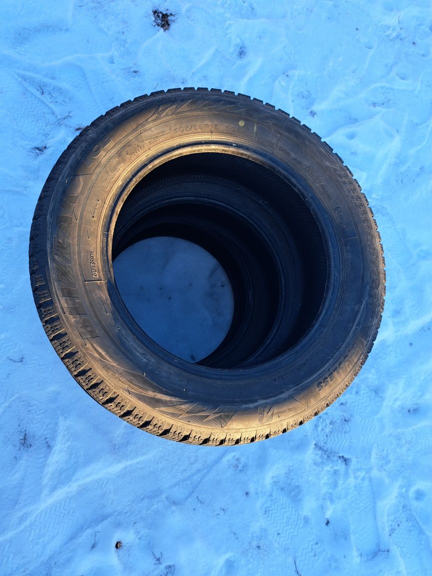 Гума зимова Bridgestone blizzak ice 205/60/r16 96t