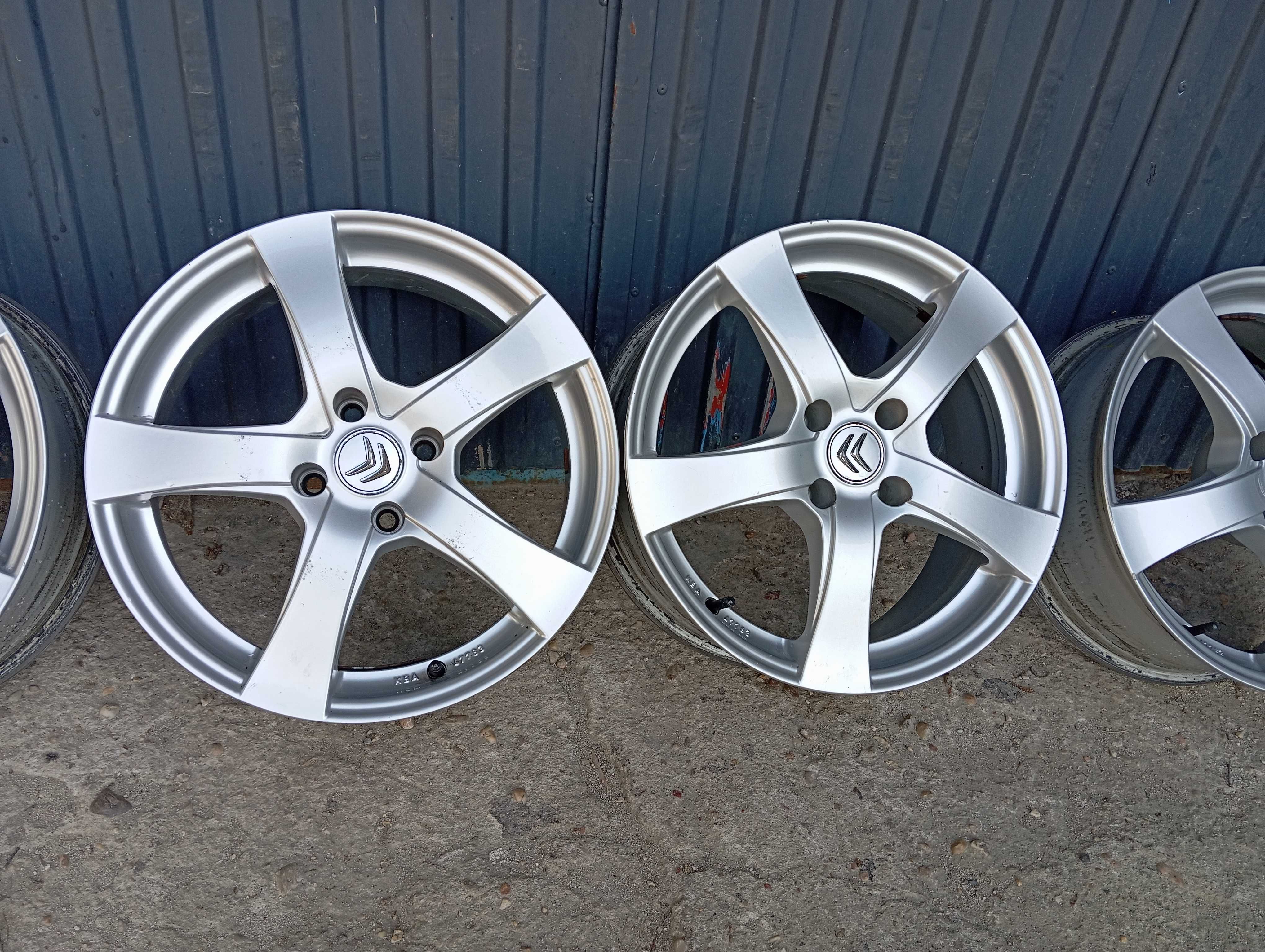 Felgi Dezent 17'' 7J 4x108 ET25 Peugeot 207 208 Citroen C3 Berlingo