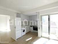 Apartamento Semi-Novo no Centro da Cidade!