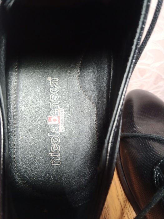 Туфлі  нові шкіра Італія р 40