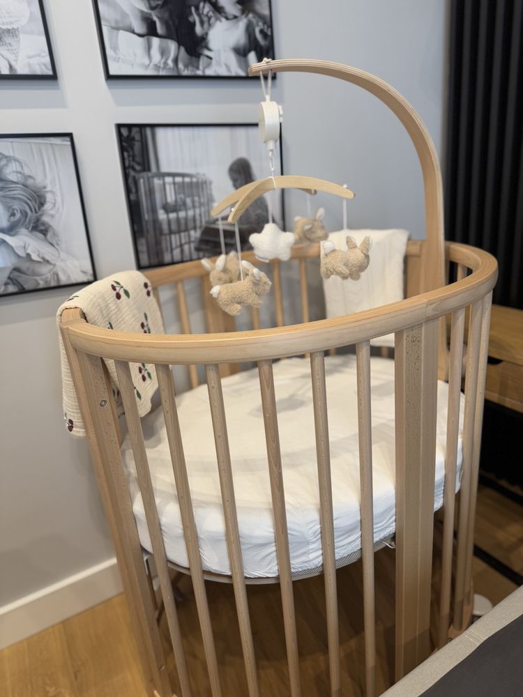 STOKKE SLEEPI MINI V3 łóżeczko dziecięce z materacem Rucken