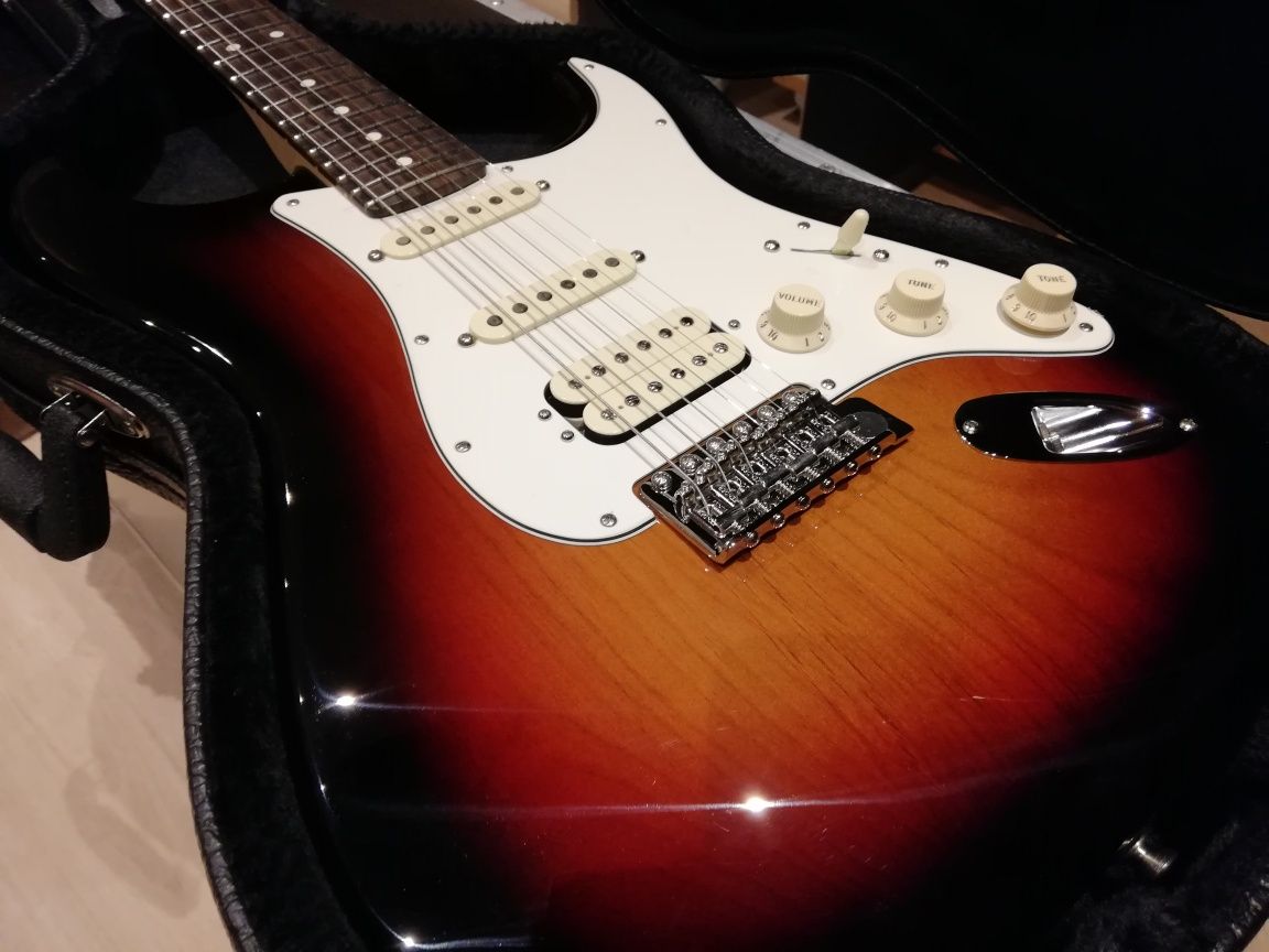 Fender Stratocaster American Performer nowy