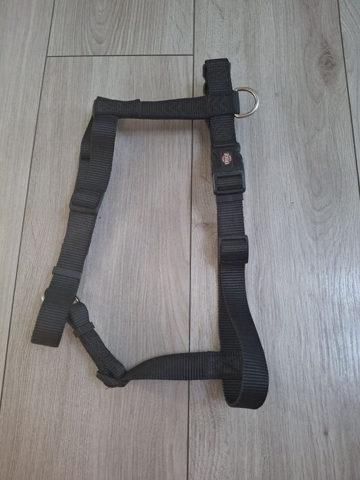 Zestaw dla większego psa: szelki Trixie rozmL, smycz Trixie, obroża, n